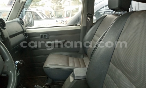 Buy Used Toyota Land Cruiser White Car in Accra in Greater Accra Buy Used Toyota Land Cruiser White Car in Accra in Greater Accra