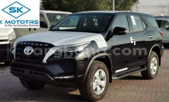 Sayi Imported Toyota Fortuner Black Mota in Import - Dubai a Ashanti
