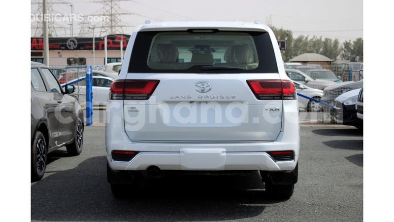 Big with watermark toyota land cruiser ashanti import dubai 51029