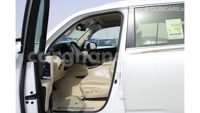 Big with watermark toyota land cruiser ashanti import dubai 51029