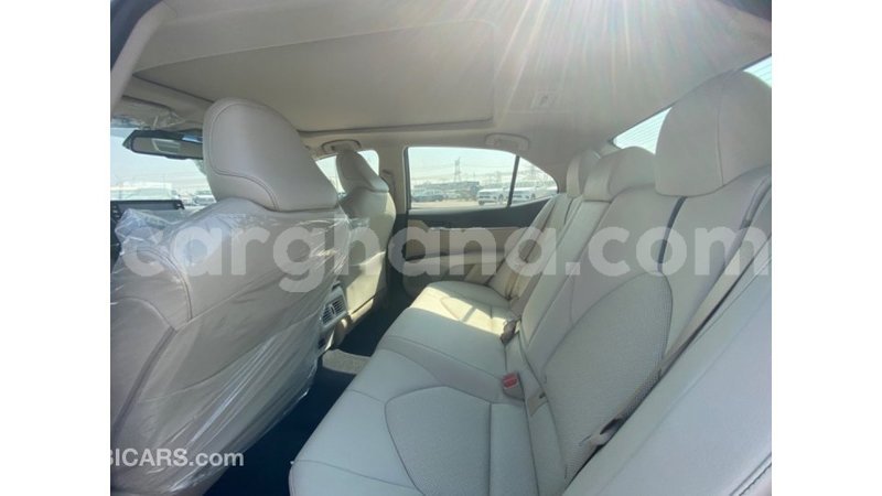 Big with watermark toyota camry ashanti import dubai 51035