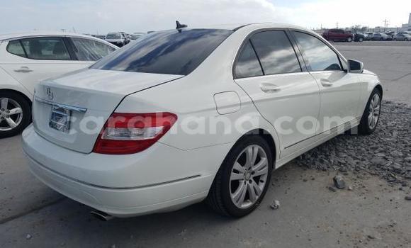 Buy Used Mercedes‒Benz C–Class White Car in Accra in Greater Accra Buy Used Mercedes‒Benz C–Class White Car in Accra in Greater Accra