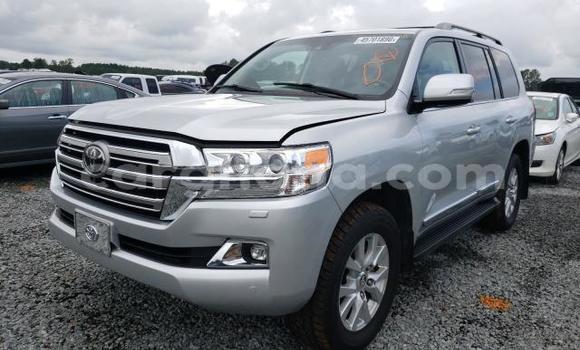 Sayi Na hannu Toyota Land Cruiser Prado Azurfa Mota in Accra a Greater Accra Sayi Na hannu Toyota Land Cruiser Prado Azurfa Mota in Accra a Greater Accra