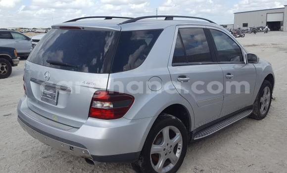 Ra Àlòkù Mercedes‒Benz ML–Class Miiran Ọkọ̀ in Accra ni Greater Accra Ra Àlòkù Mercedes‒Benz ML–Class Miiran Ọkọ̀ in Accra ni Greater Accra