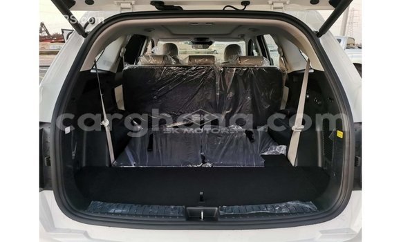 Buy Import Kia Sorento White Car in Import - Dubai in Ashanti Buy Import Kia Sorento White Car in Import - Dubai in Ashanti