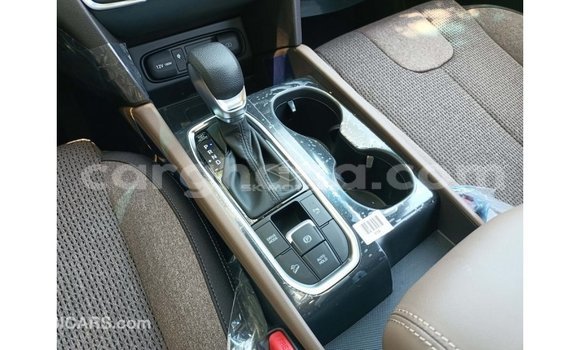 Buy Import Hyundai Santa Fe White Car in Import - Dubai in Ashanti Buy Import Hyundai Santa Fe White Car in Import - Dubai in Ashanti