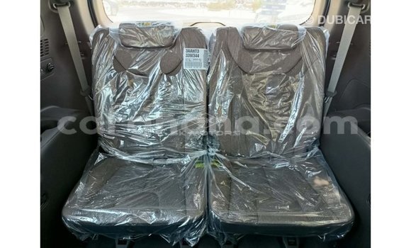 Buy Import Hyundai Santa Fe White Car in Import - Dubai in Ashanti Buy Import Hyundai Santa Fe White Car in Import - Dubai in Ashanti