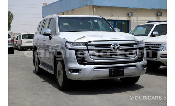 Sayi Imported Toyota Land Cruiser Sauran Mota in Import - Dubai a Ashanti Sayi Imported Toyota Land Cruiser Sauran Mota in Import - Dubai a Ashanti