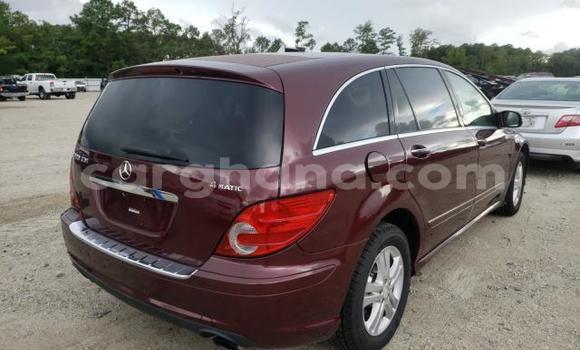 Sayi Na hannu Mercedes‒Benz R–Class Red Mota in Accra a Greater Accra Sayi Na hannu Mercedes‒Benz R–Class Red Mota in Accra a Greater Accra