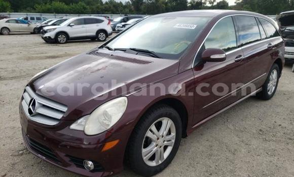 Sayi Na hannu Mercedes‒Benz R–Class Red Mota in Accra a Greater Accra Sayi Na hannu Mercedes‒Benz R–Class Red Mota in Accra a Greater Accra