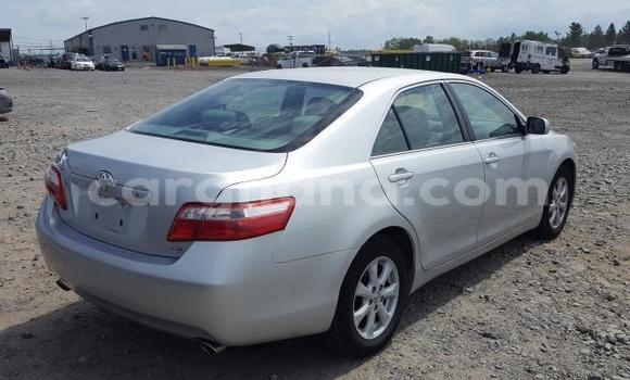 Ra Àlòkù Toyota Camry Silver Ọkọ̀ in Accra ni Greater Accra Ra Àlòkù Toyota Camry Silver Ọkọ̀ in Accra ni Greater Accra