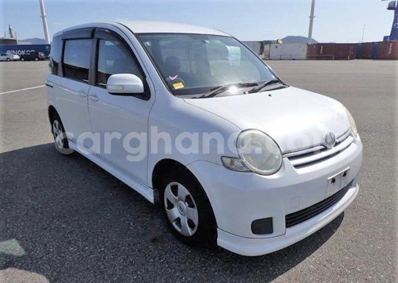 Big with watermark toyota sienta greater accra accra 51068