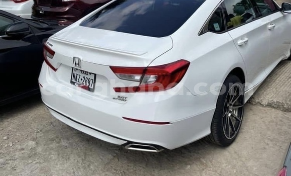 Buy Used Honda Accord White Car in Accra in Greater Accra Buy Used Honda Accord White Car in Accra in Greater Accra