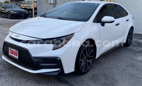 Sayi Na hannu Toyota Corolla White Mota in Accra a Greater Accra Sayi Na hannu Toyota Corolla White Mota in Accra a Greater Accra
