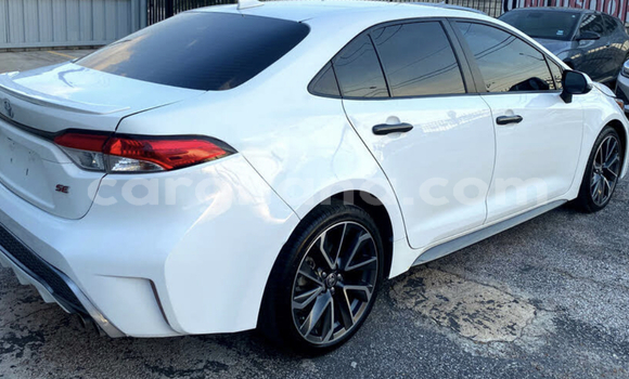 Sayi Na hannu Toyota Corolla White Mota in Accra a Greater Accra Sayi Na hannu Toyota Corolla White Mota in Accra a Greater Accra