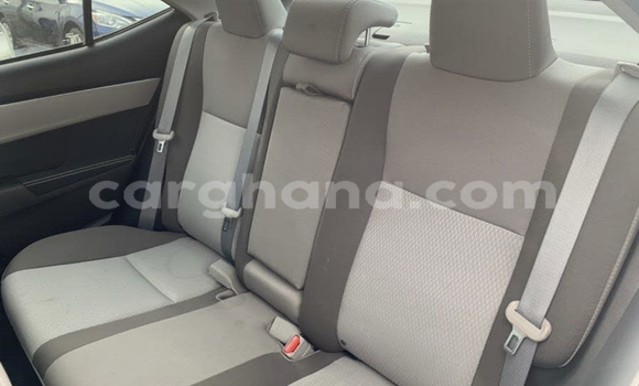 Ra Àlòkù Toyota Corolla funfun Ọkọ̀ in Accra ni Greater Accra Ra Àlòkù Toyota Corolla funfun Ọkọ̀ in Accra ni Greater Accra