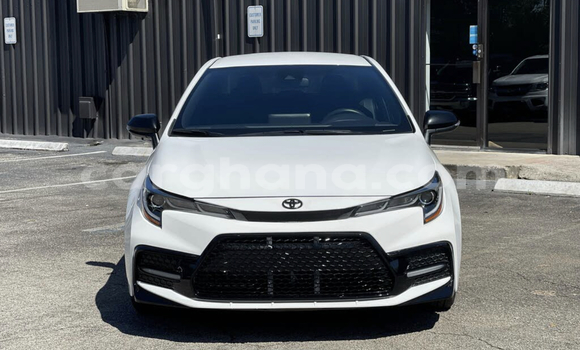 Buy Used Toyota Corolla White Car in Accra in Greater Accra Buy Used Toyota Corolla White Car in Accra in Greater Accra