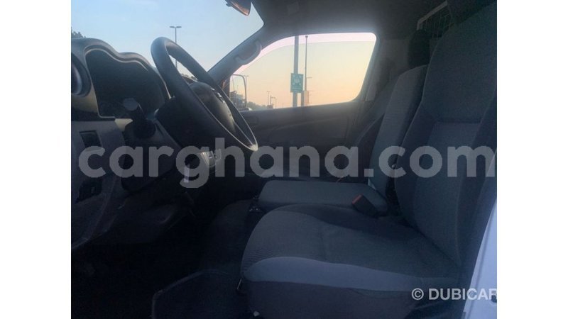 Big with watermark nissan urvan ashanti import dubai 51121