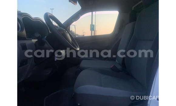 Ra Imported Nissan Urvan funfun Ọkọ̀ in Import - Dubai ni Ashanti Ra Imported Nissan Urvan funfun Ọkọ̀ in Import - Dubai ni Ashanti