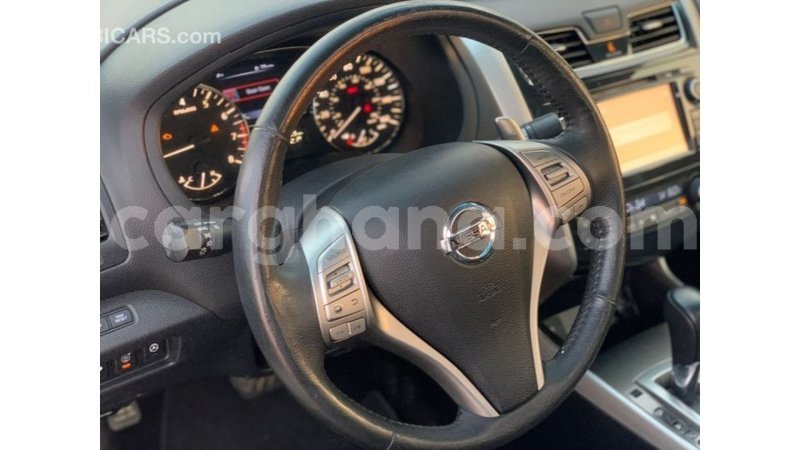 Big with watermark nissan altima ashanti import dubai 51122