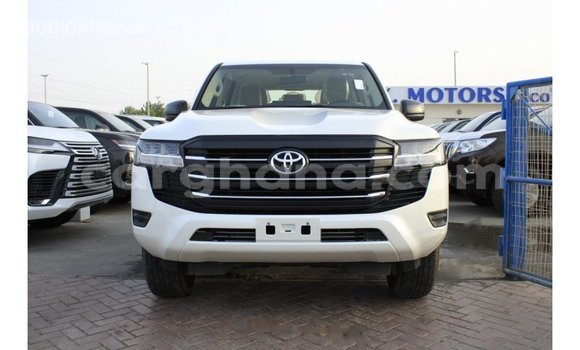 Ra Imported Toyota Land Cruiser funfun Ọkọ̀ in Import - Dubai ni Ashanti Ra Imported Toyota Land Cruiser funfun Ọkọ̀ in Import - Dubai ni Ashanti