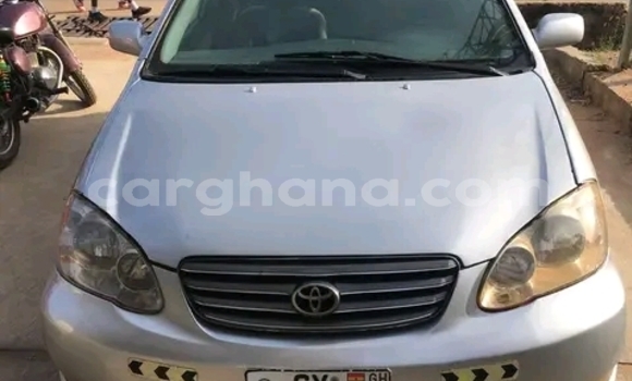 Sayi Na hannu Toyota Corolla Azurfa Mota in Accra a Greater Accra