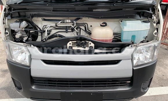 Sayi Na hannu Toyota Hiace White Mota in Accra a Greater Accra Sayi Na hannu Toyota Hiace White Mota in Accra a Greater Accra