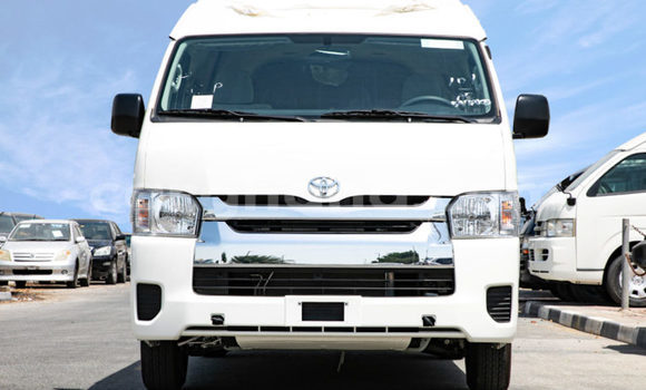 Buy Used Toyota Hiace White Car in Accra in Greater Accra