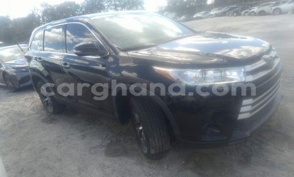 Sayi Na hannu Toyota Highlander Black Mota in Accra a Greater Accra