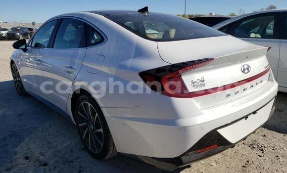Buy Used Hyundai Sonata White Car in Accra in Greater Accra Buy Used Hyundai Sonata White Car in Accra in Greater Accra