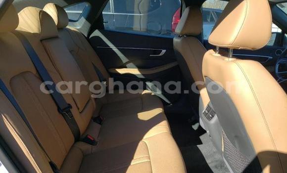 Buy Used Hyundai Sonata White Car in Accra in Greater Accra Buy Used Hyundai Sonata White Car in Accra in Greater Accra
