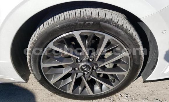 Buy Used Hyundai Sonata White Car in Accra in Greater Accra Buy Used Hyundai Sonata White Car in Accra in Greater Accra