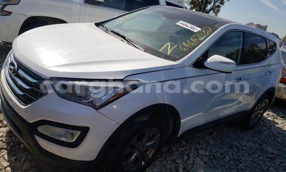 Sayi Na hannu Hyundai Santa Fe White Mota in Accra a Greater Accra Sayi Na hannu Hyundai Santa Fe White Mota in Accra a Greater Accra