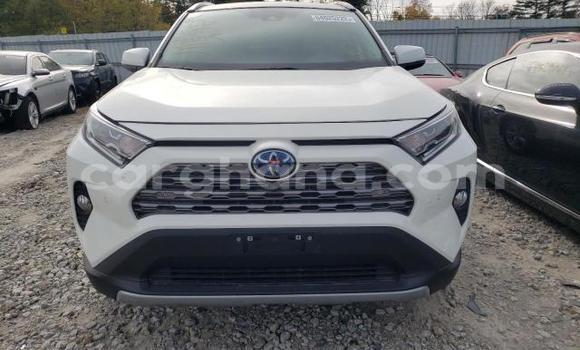Buy Used Toyota RAV4 White Car in Accra in Greater Accra Buy Used Toyota RAV4 White Car in Accra in Greater Accra