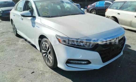 Buy Used Honda Accord White Car in Accra in Greater Accra