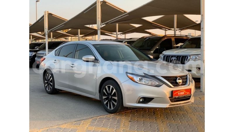 Big with watermark nissan altima ashanti import dubai 51198