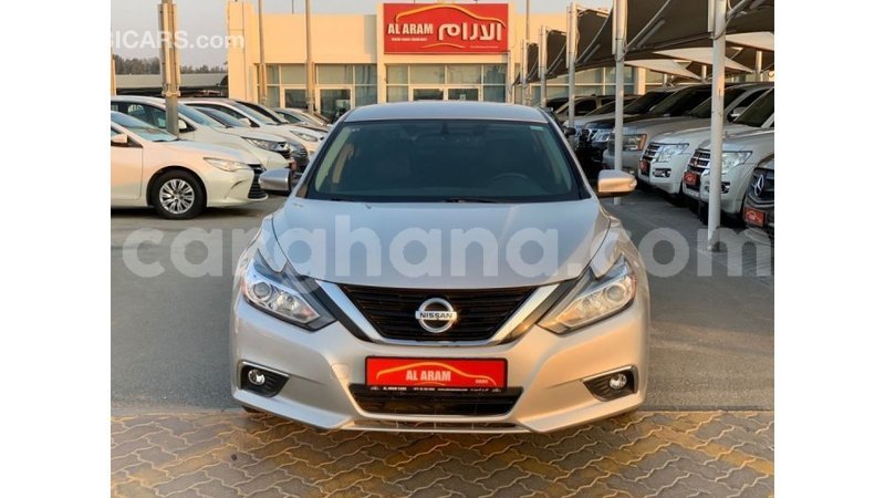 Big with watermark nissan altima ashanti import dubai 51198