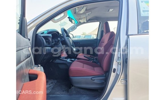 Buy Import Toyota Hilux Other Car in Import - Dubai in Ashanti Buy Import Toyota Hilux Other Car in Import - Dubai in Ashanti
