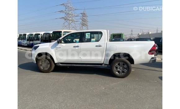 Buy Import Toyota Hilux White Car in Import - Dubai in Ashanti Buy Import Toyota Hilux White Car in Import - Dubai in Ashanti