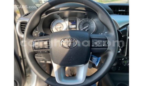 Buy Import Toyota Hilux White Car in Import - Dubai in Ashanti Buy Import Toyota Hilux White Car in Import - Dubai in Ashanti