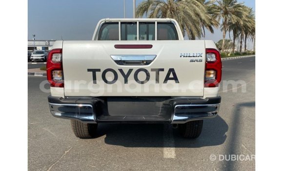 Buy Import Toyota Hilux White Car in Import - Dubai in Ashanti Buy Import Toyota Hilux White Car in Import - Dubai in Ashanti