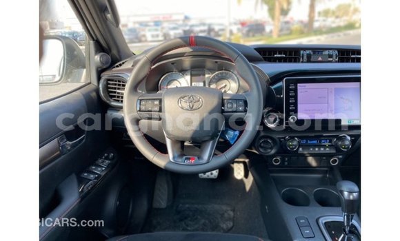 Buy Import Toyota Hilux White Car in Import - Dubai in Ashanti Buy Import Toyota Hilux White Car in Import - Dubai in Ashanti