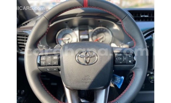 Buy Import Toyota Hilux White Car in Import - Dubai in Ashanti Buy Import Toyota Hilux White Car in Import - Dubai in Ashanti