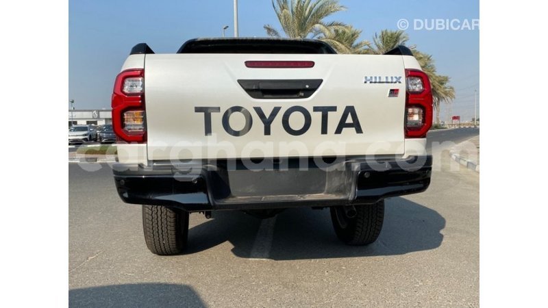 Big with watermark toyota hilux ashanti import dubai 51205