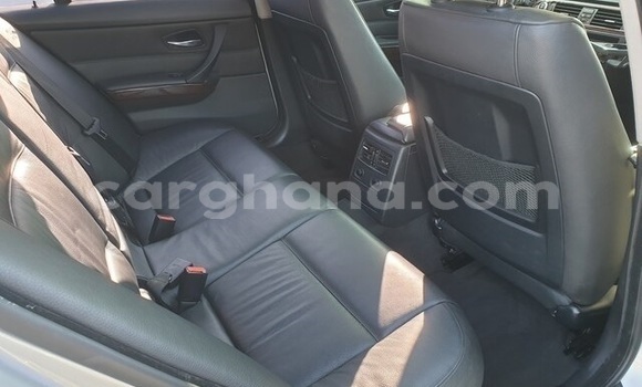 Sayi Na hannu BMW 3–Series Azurfa Mota in Accra a Greater Accra Sayi Na hannu BMW 3–Series Azurfa Mota in Accra a Greater Accra