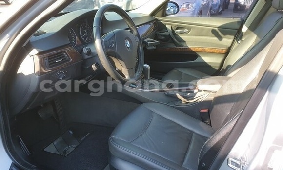 Sayi Na hannu BMW 3–Series Azurfa Mota in Accra a Greater Accra Sayi Na hannu BMW 3–Series Azurfa Mota in Accra a Greater Accra