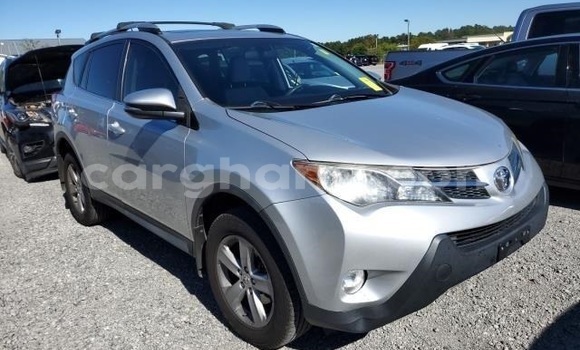 Ra Àlòkù Toyota RAV4 Silver Ọkọ̀ in Accra ni Greater Accra