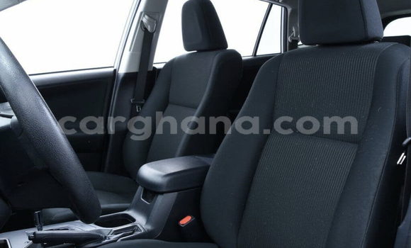 Sayi Na hannu Toyota RAV4 White Mota in Accra a Greater Accra Sayi Na hannu Toyota RAV4 White Mota in Accra a Greater Accra