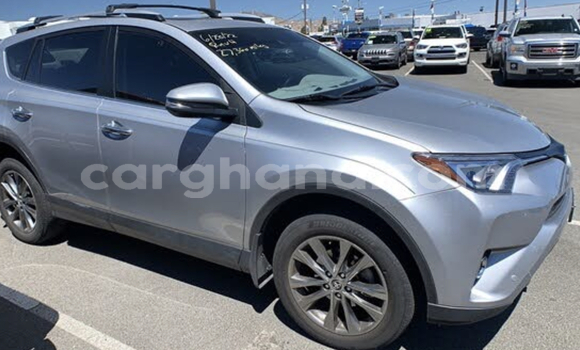 Sayi Na hannu Toyota RAV4 Azurfa Mota in Accra a Greater Accra Sayi Na hannu Toyota RAV4 Azurfa Mota in Accra a Greater Accra