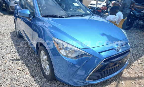 Ra Àlòkù Toyota Yaris Blue Ọkọ̀ in Accra ni Greater Accra